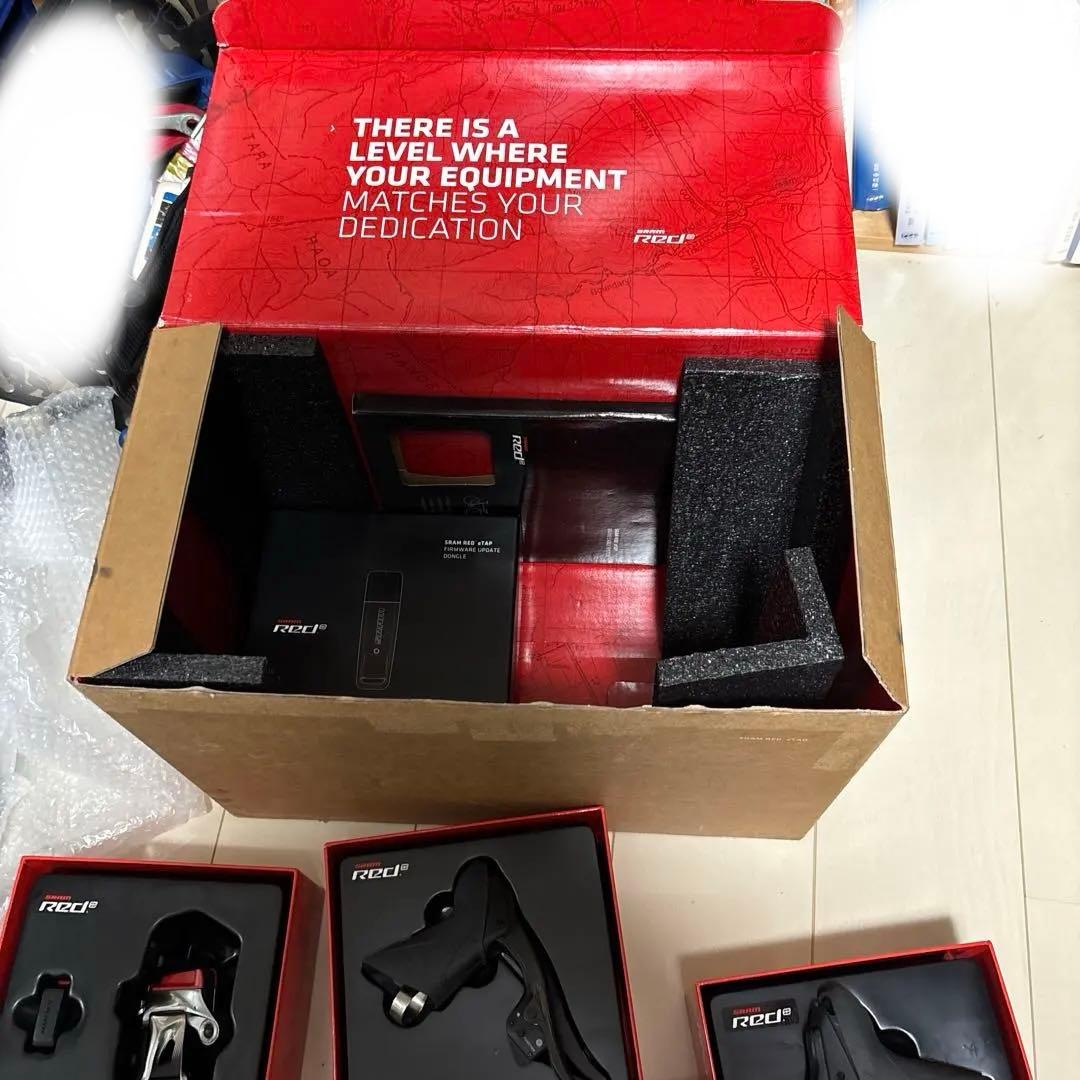 SRAM RED eTap Wi-FLi 11s 走行100キロ未満　箱付き