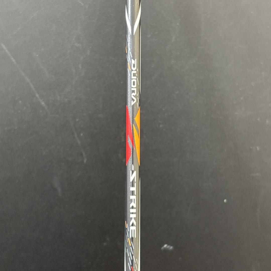 YONEX　DUORA　Z　STRIKE　バトミントンラケット　ガット無し