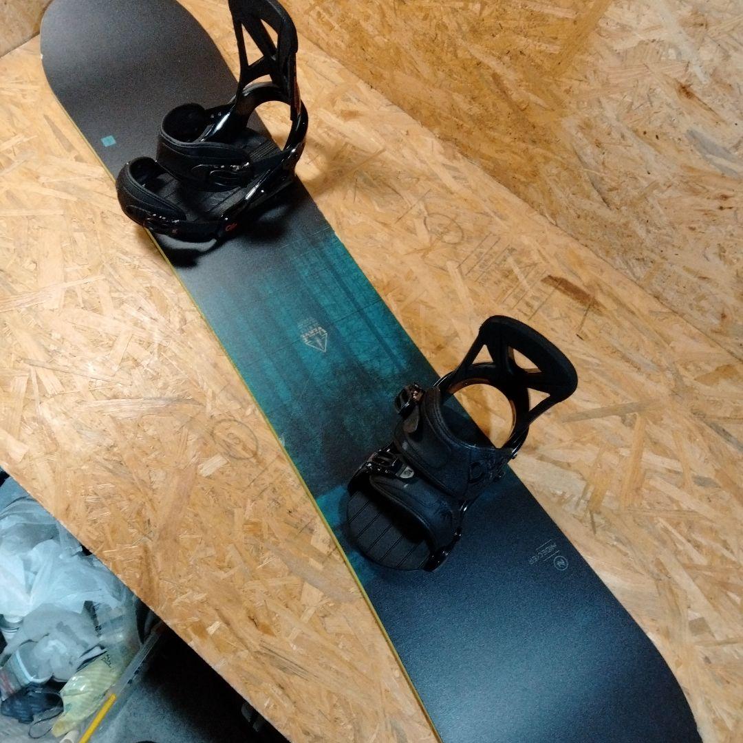2021年NIDECKER VERVE×BURTON2点セット！！a2625