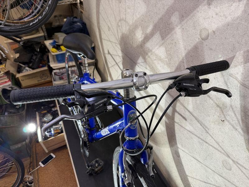 GIOS MISTRAL 700c ジオス　クロスバイク　ブルー S
