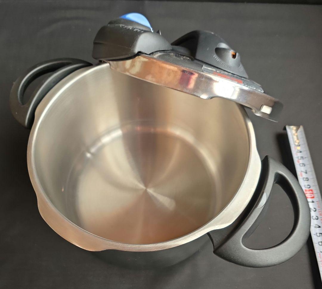 TーFAL　圧力鍋　４L