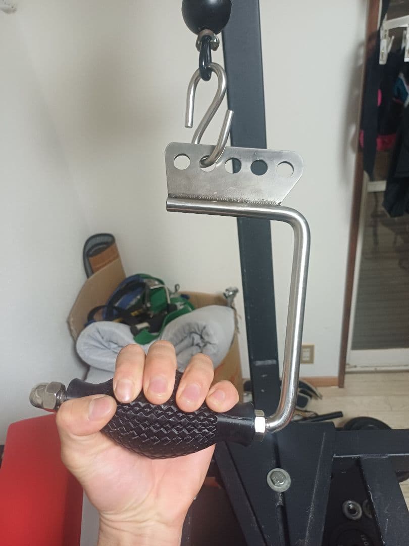 アームレスリング用の手首トレーニング器具です