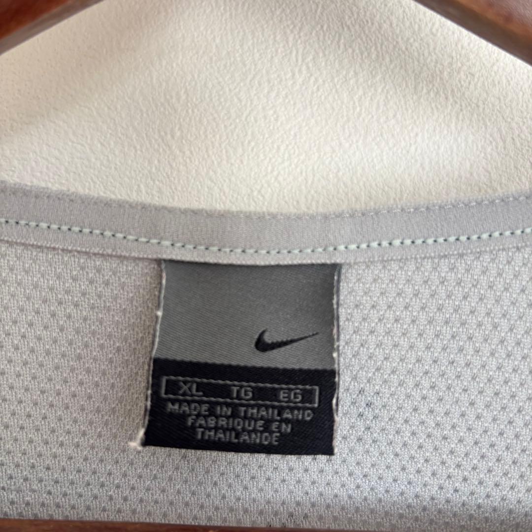 マンチェスターユナイテッド　ノースリーブ　ユニフォーム　古着　シャツ　ジャケット