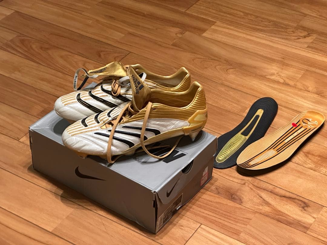 【超希少】*最終値下げ*adidas Predator  absolute