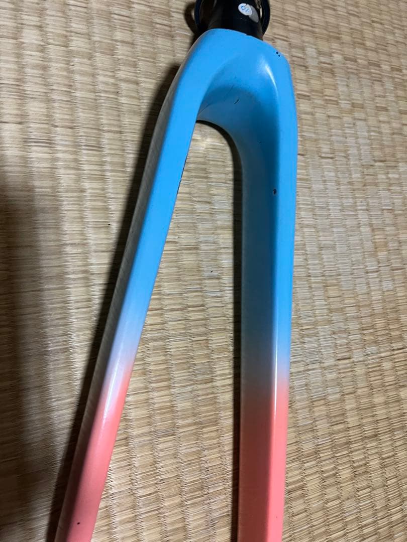 TREK EMONDA ALR 5 カーボン　フロントフォーク 700c