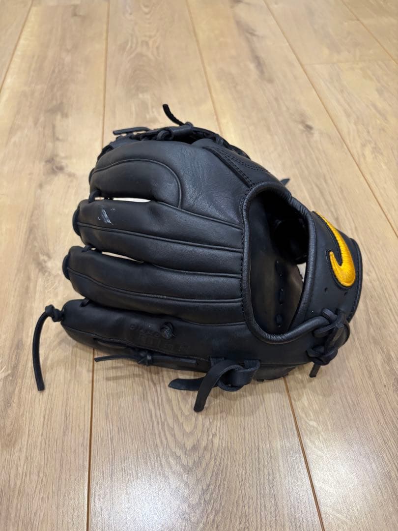 NIKE一般内野手グローブ！廃盤品！良品！人気カラー！