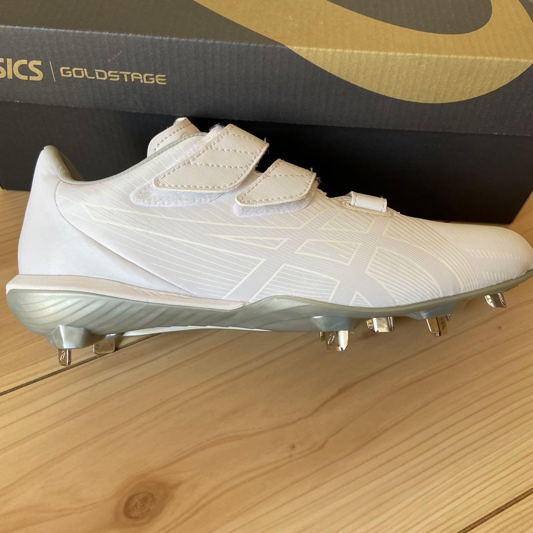 新品未使用　ASICS ゴールドステージ ホワイトスパイク　24.0㎝