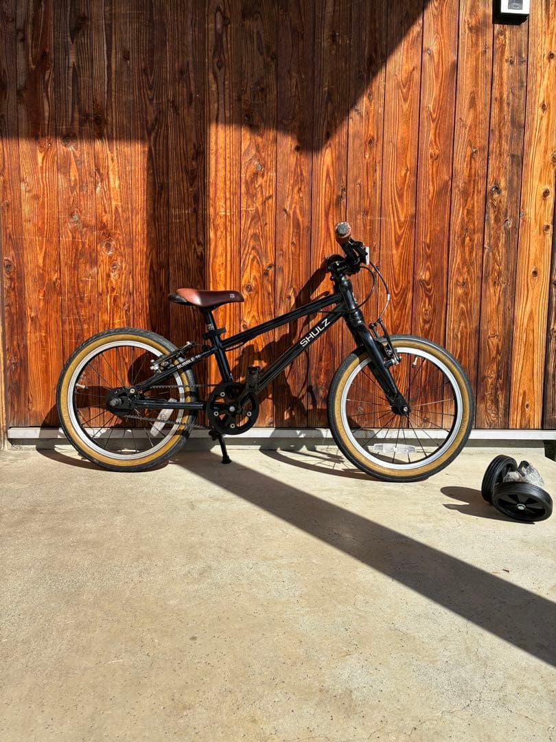 子供自転車　16インチ　SHULZ