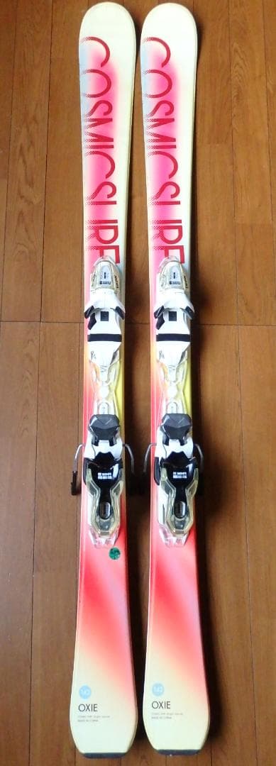 COSMICSURF,NORDICA　板142ｃｍ、ブーツ22.5～23.5ｃｍ