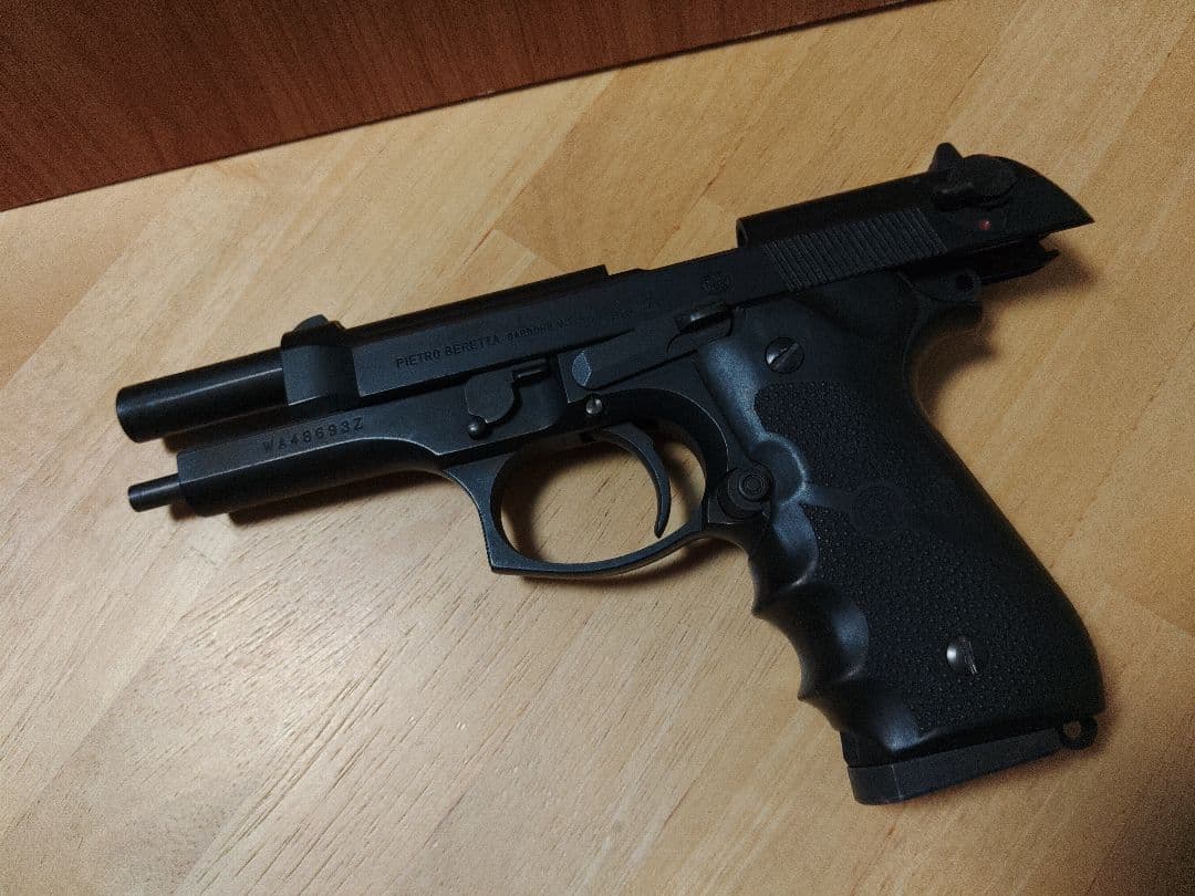 WA　ベレッタ M92FS パーフェクトバージョン　HOGUEグリップ