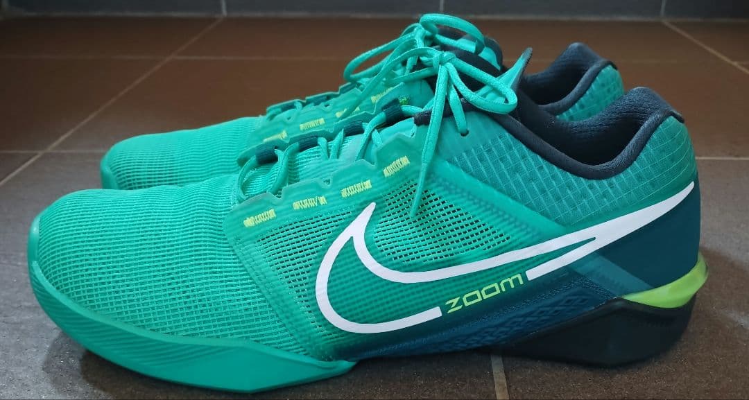 ぶ*す様 Nike ズームメトコンターボ２　２７cm メンズワークアウト シュー