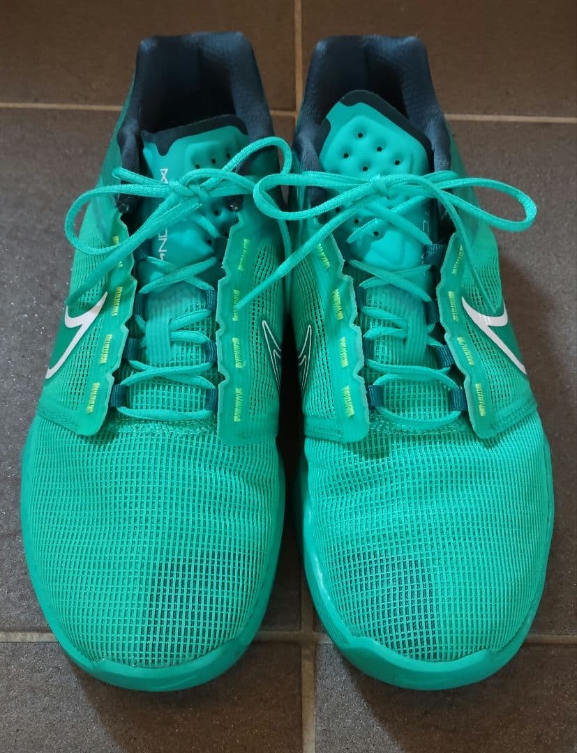 ぶ*す様 Nike ズームメトコンターボ２　２７cm メンズワークアウト シュー