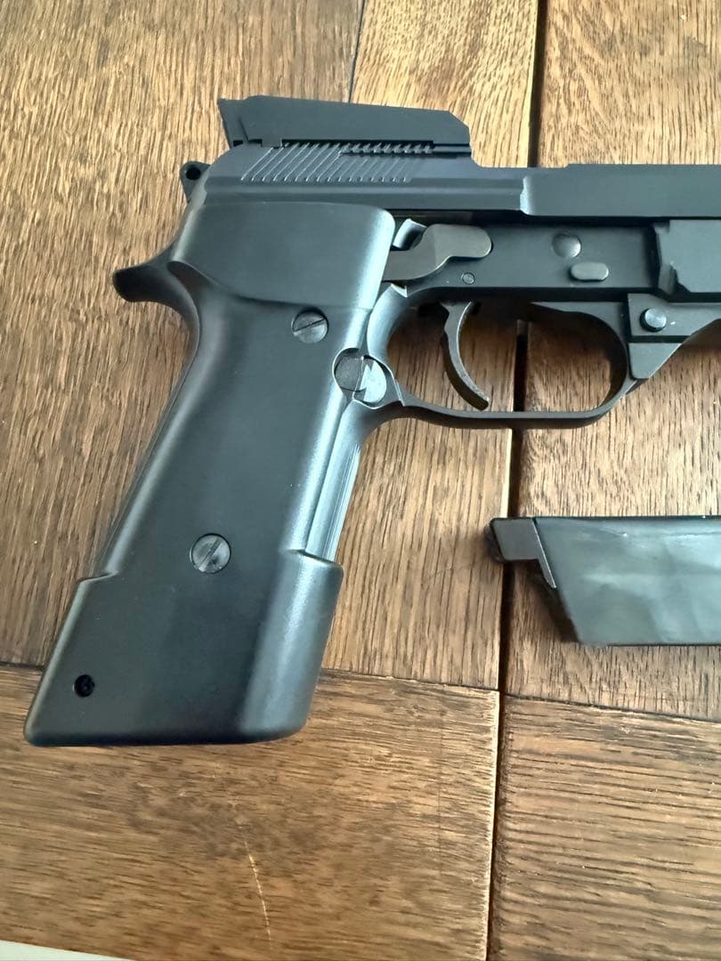 ジャンク品 鑑賞用 KSC M93R AUTO9 ロボコップ
