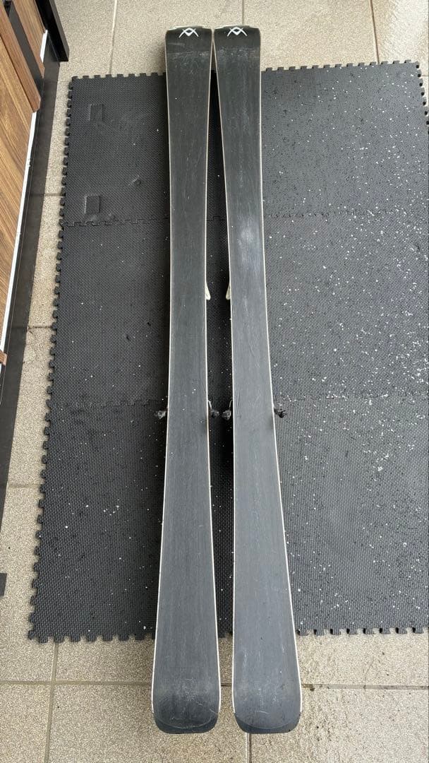 【送料無料】レディーススキーVOLKL Attiva 156cm