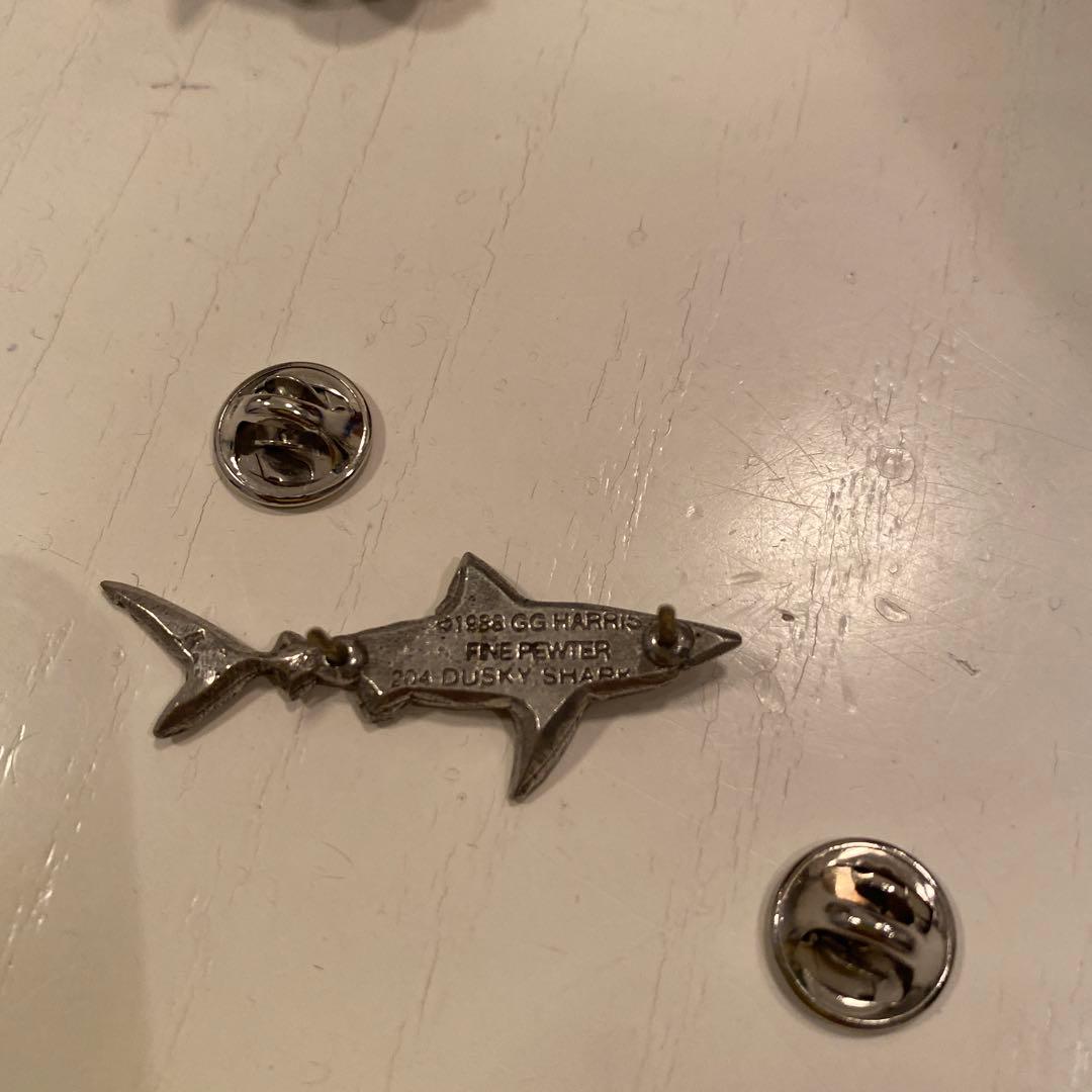 ピンズ　GG HARRIS FINE PWETER シャークピンズ3点セット