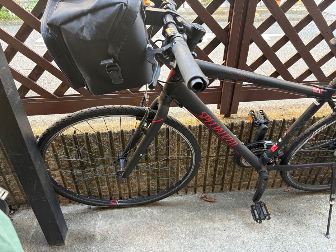 （引き取り限定）SPECIALIZED クロスバイク ブラック
