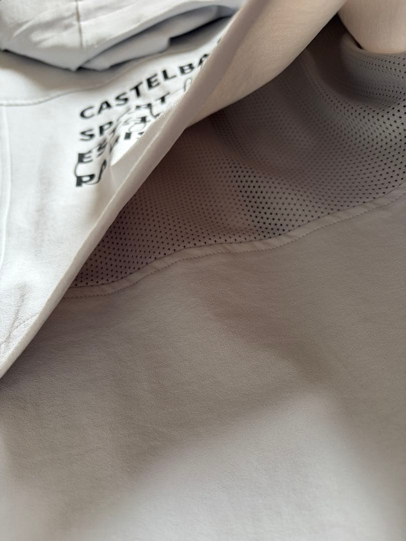【新品タグ付き】CASTELBAJAC フード付きジャケット Ｍ