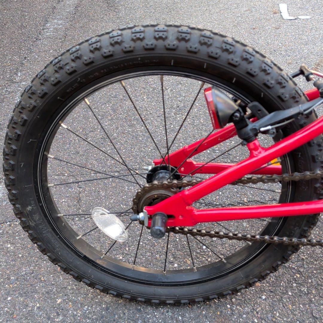ヨツバサイクル　18インチ ヒーローレッド　カゴ付き　引き取り