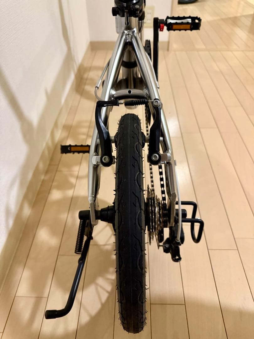 ルノープラチナライト8 軽量折り畳み自転車
