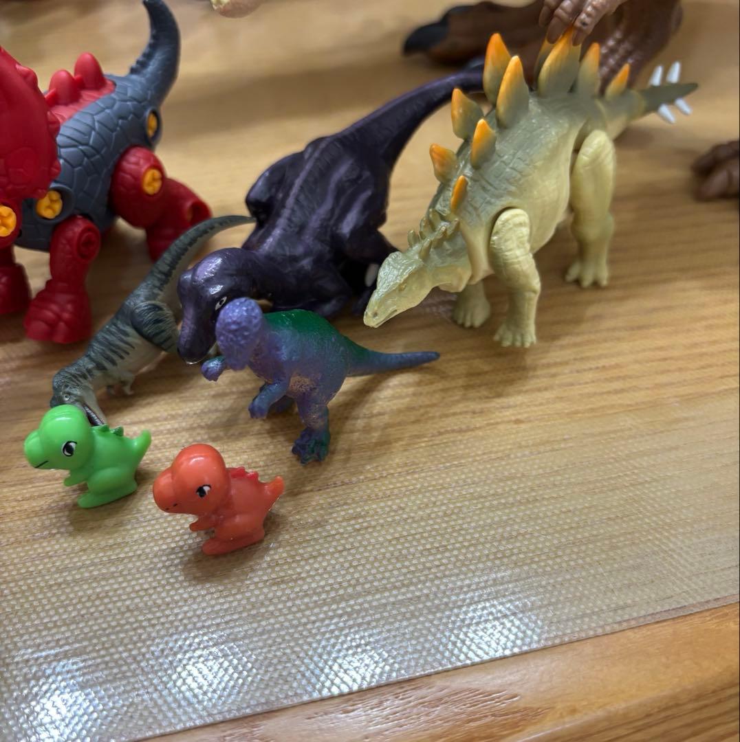 恐竜フィギュアセット16体✳️ジェラシックワールド・USJ購入品