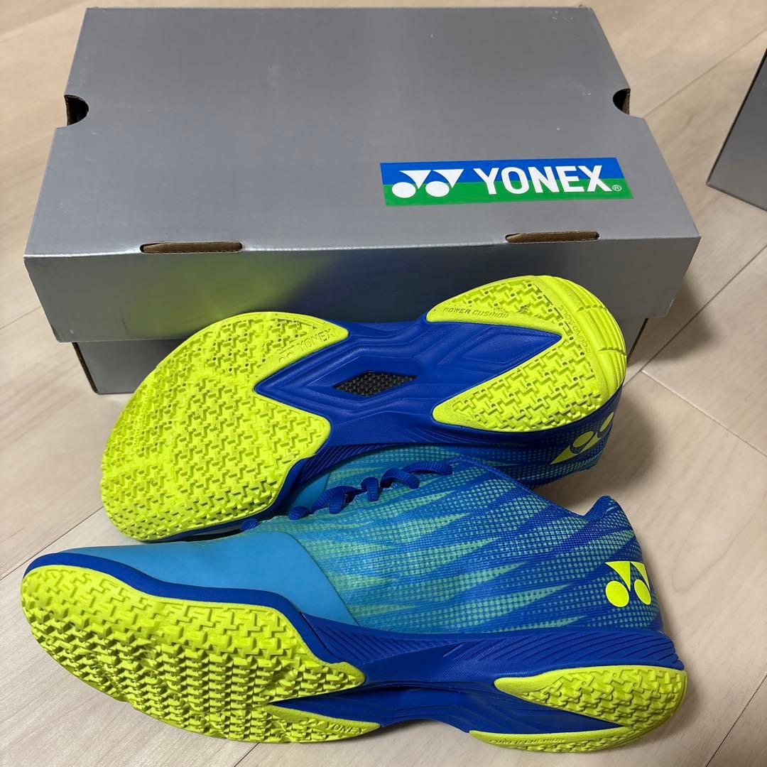 YONEX バドミントンシューズ 青緑25.5