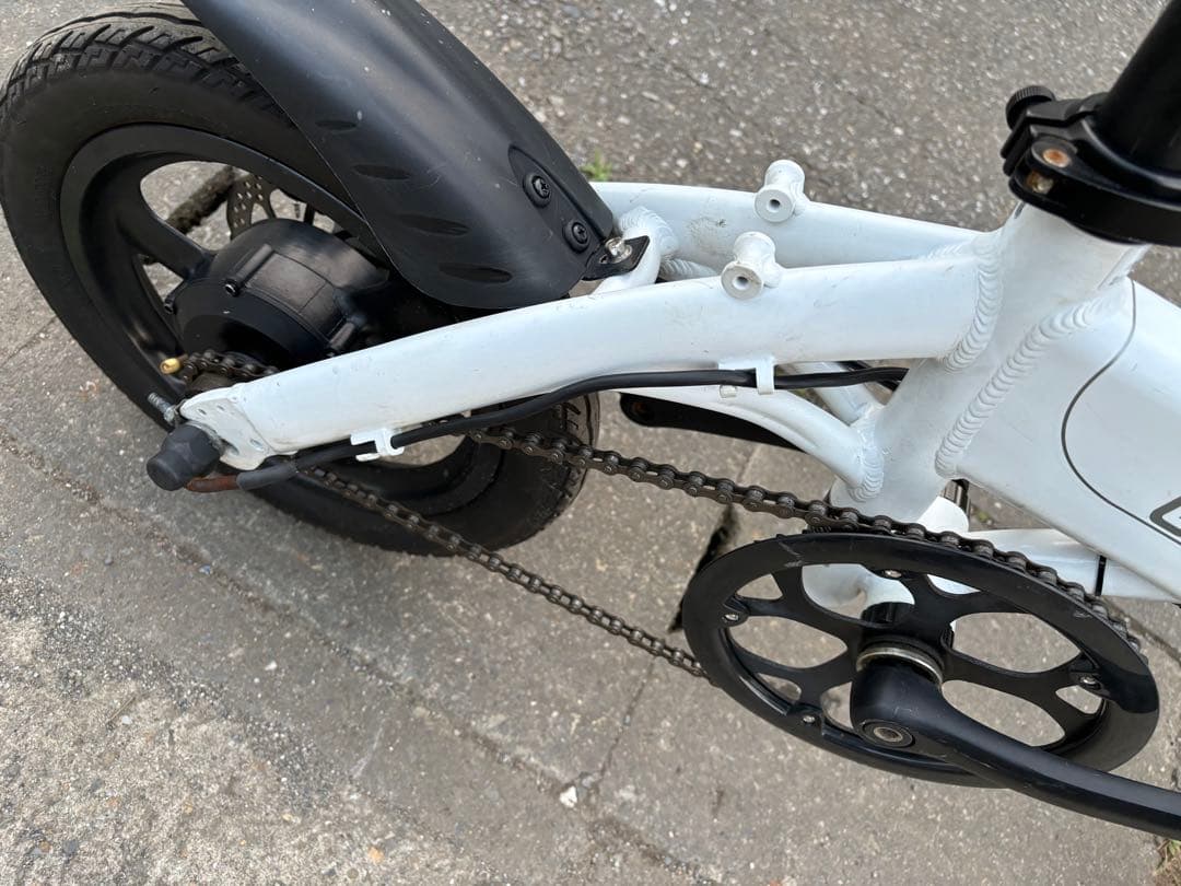 Hold On Q1 折りたたみ自転車 ホワイト