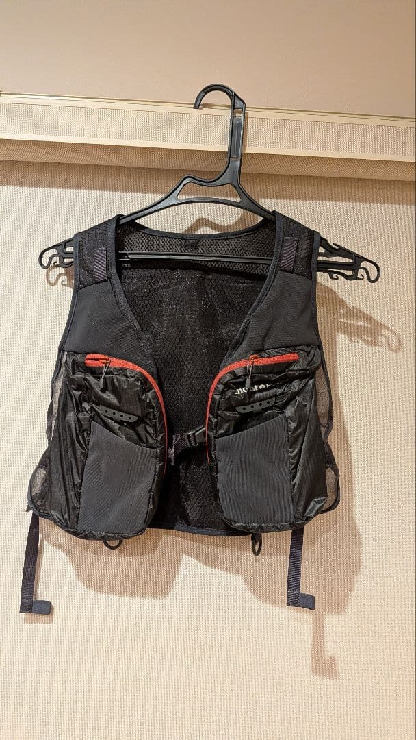 モンベル　フィッシングベスト