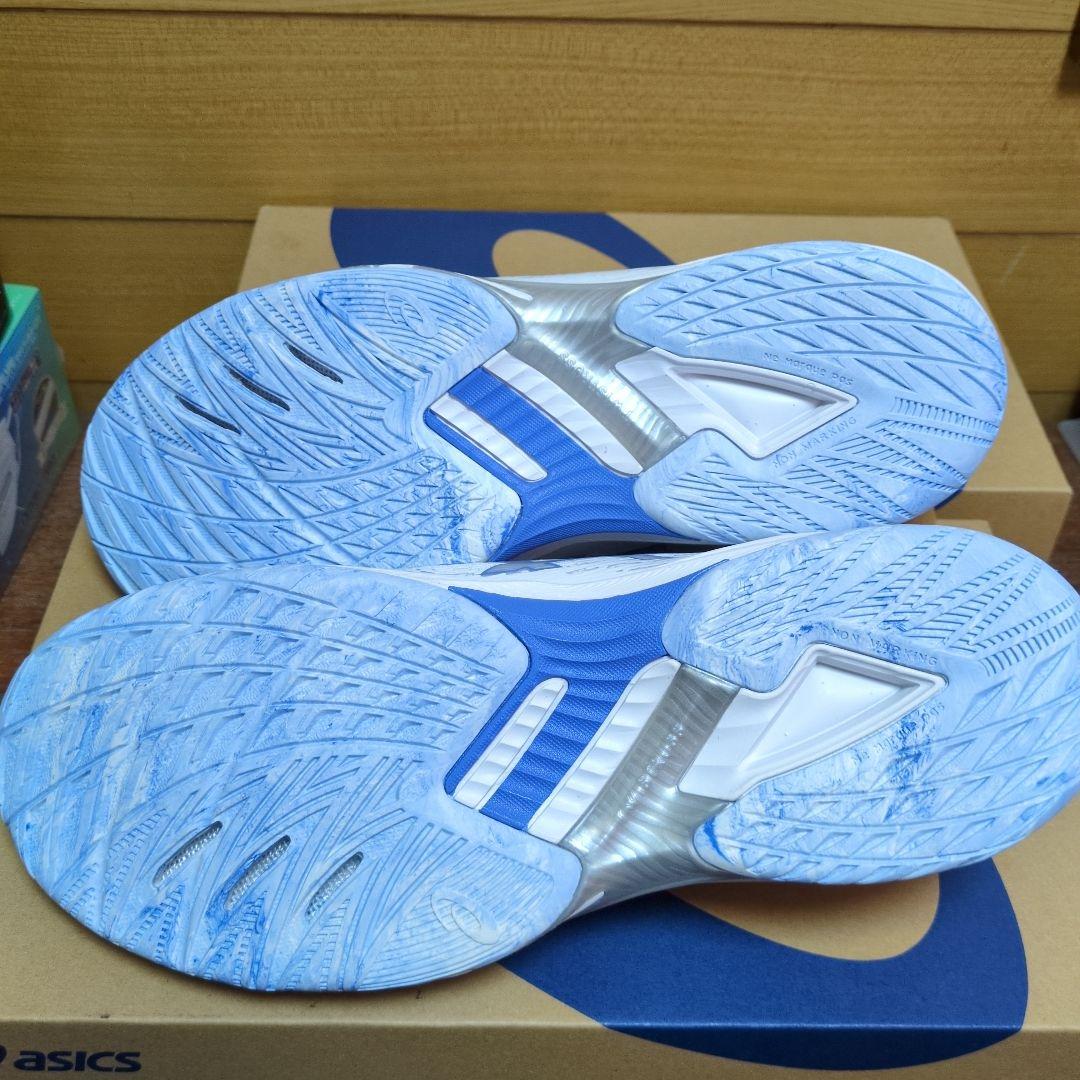 asics バレーボールシューズ ホワイト/ブラック/パープル ブイスイフト