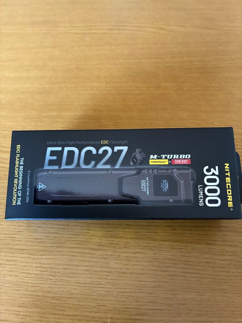 NITECORE EDC27 フラッシュライト（護身・タクティカル）