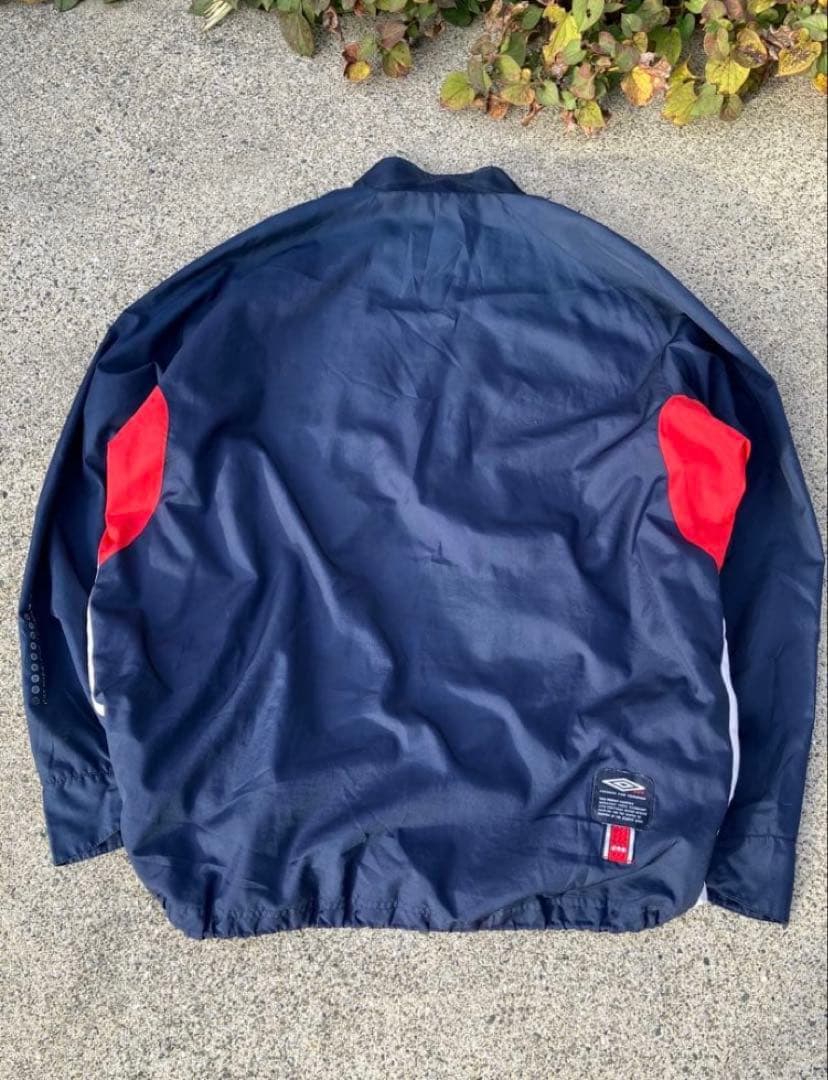 UMBRO イングランド代表 ナイロンプルオーバー 古着