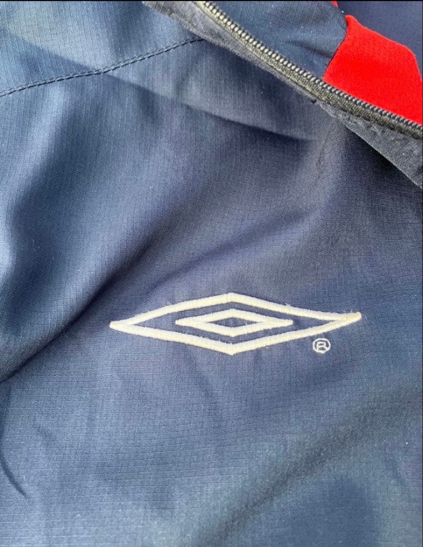 UMBRO イングランド代表 ナイロンプルオーバー 古着