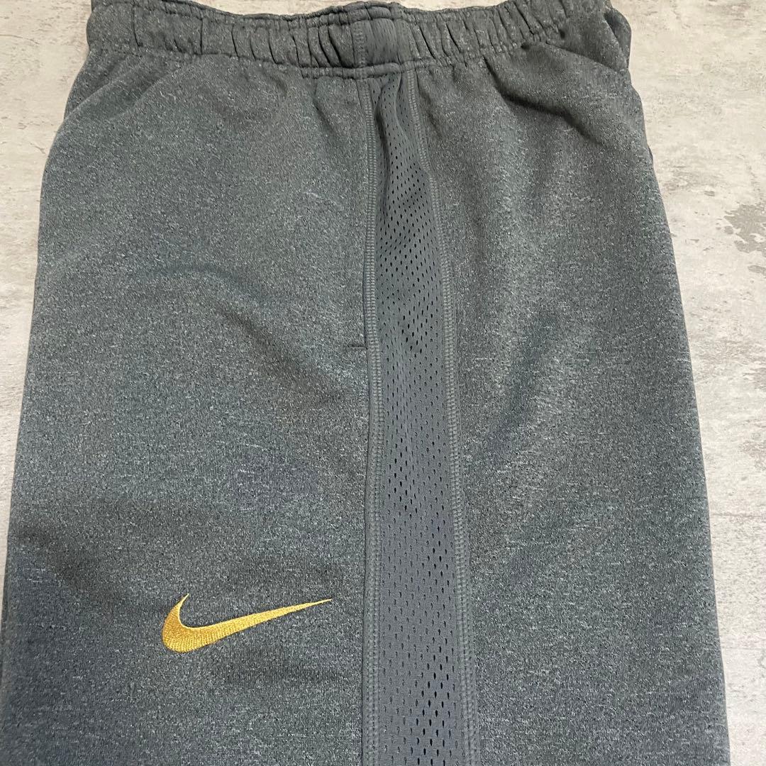 美品 NIKE セットアップ パーカー 金 刺繍 ロゴ グレー S 上下 ウェア