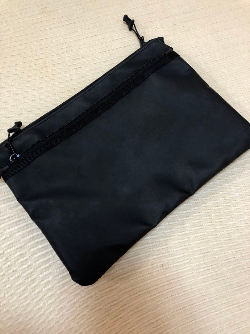 美品 希少 デプス deps サコッシュ