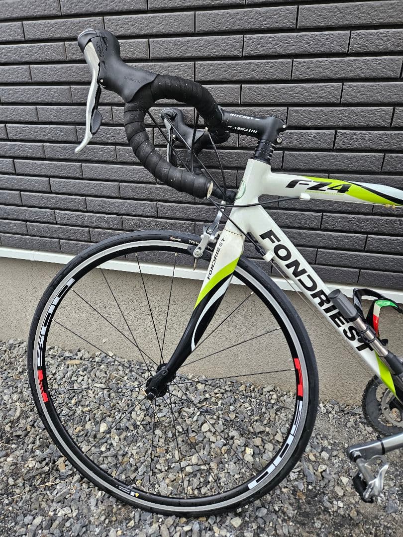 FONDRIEST アルミロードバイク FZ4 室内スタンドセット