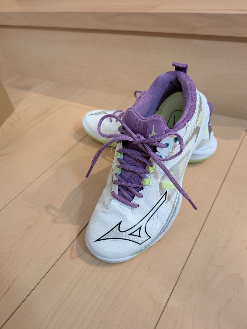 Mizuno バドミントンシューズ 25.5cm ウェーブクローネオ3 2E