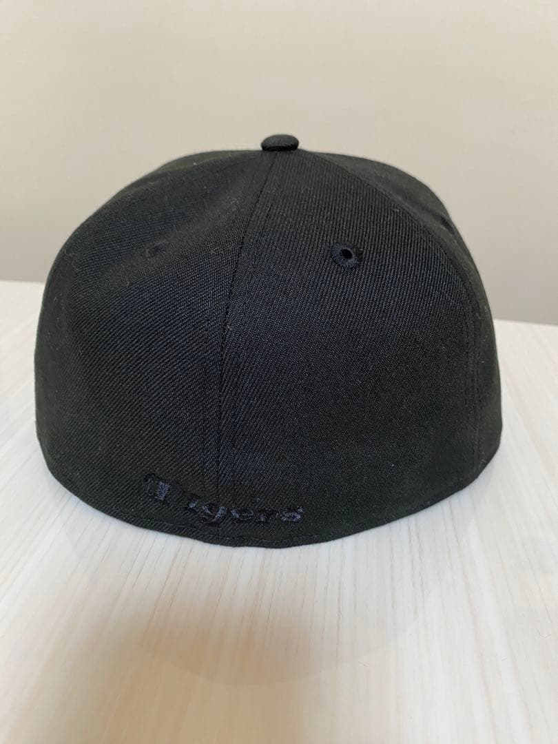 美品　NEWERA阪神タイガース　59FIFTYキャップ