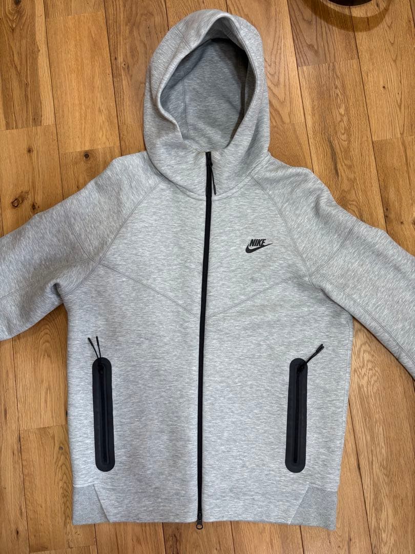 NIKEテックフリース上下