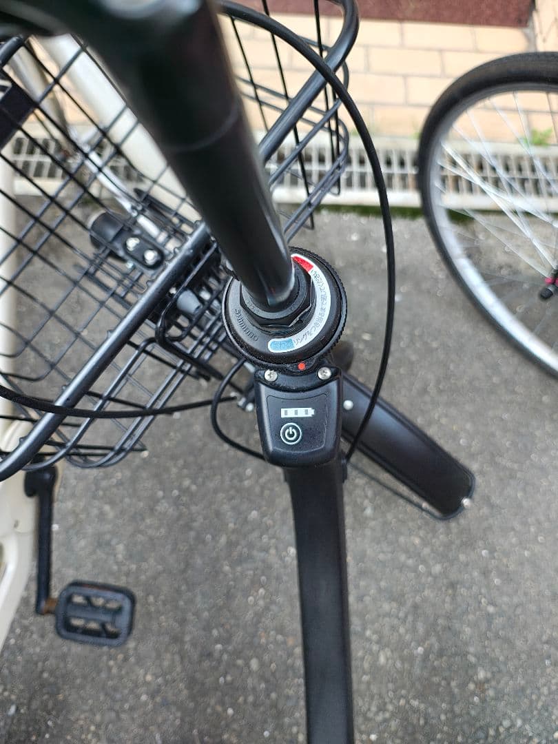 電動アシスト自転車 シティタイプ 黒 バスケット付き