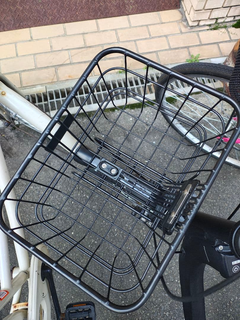 電動アシスト自転車 シティタイプ 黒 バスケット付き