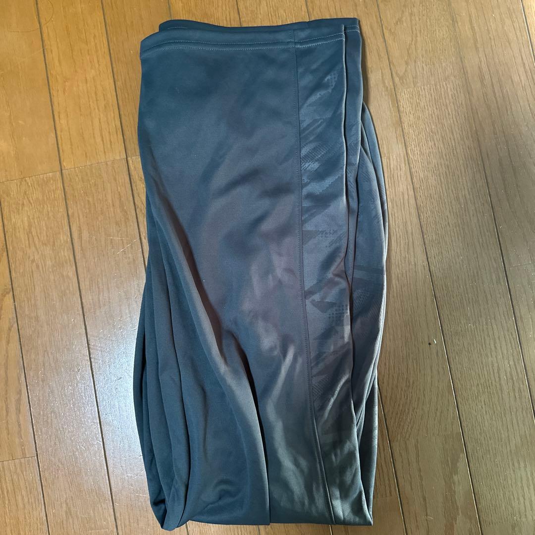 UNDER ARMOUR ジャージパンツ グレー