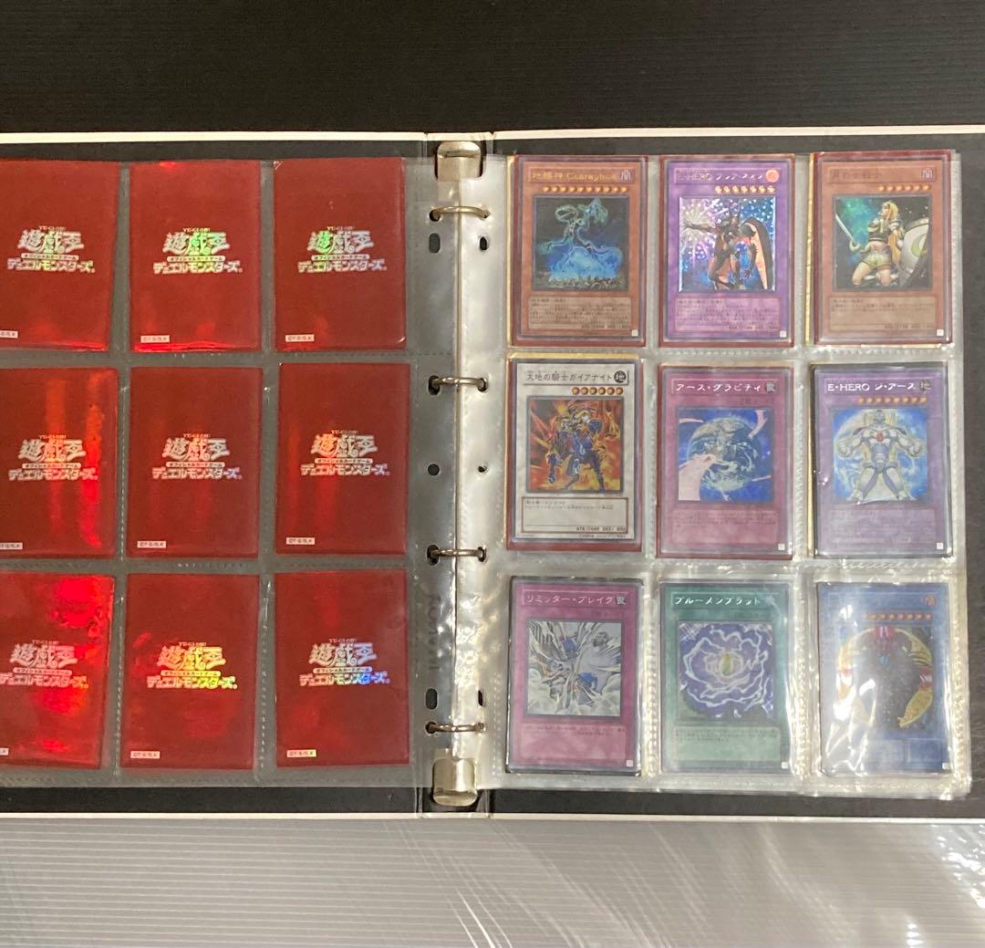遊戯王 マスターコレクションボリューム3アルバムと遊戯王カードまとめ