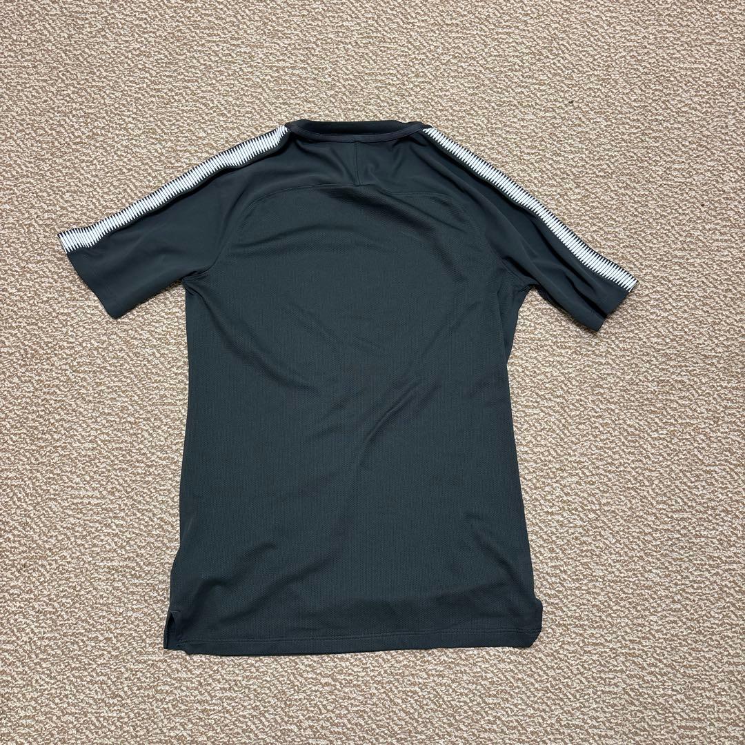 NIKE ドリルトップ　シャツ　ハーフパンツ　Mサイズ
