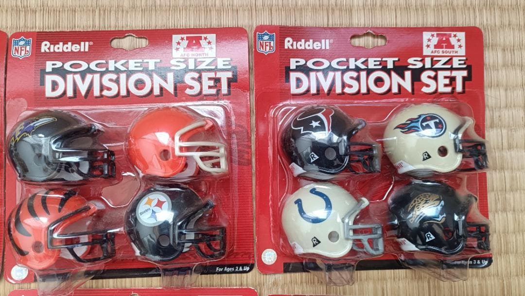 NFL Riddell ヘルメットトラッカー ミニヘルメット 32個セット