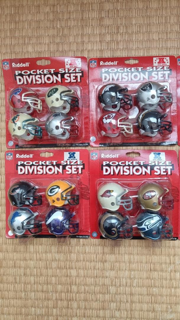 NFL Riddell ヘルメットトラッカー ミニヘルメット 32個セット