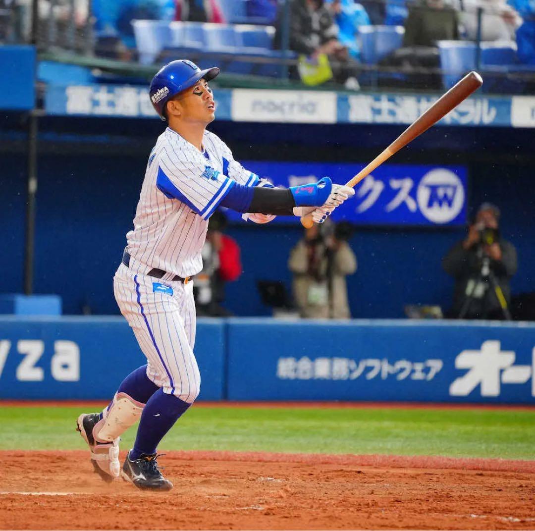 DeNAベイスターズ 桑原将志 #1　バット NPBマーク 支給品　実使用