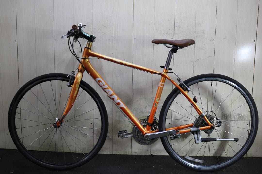 GIANT ESCAPE R3 700C アルミ 24速 470mm クロス