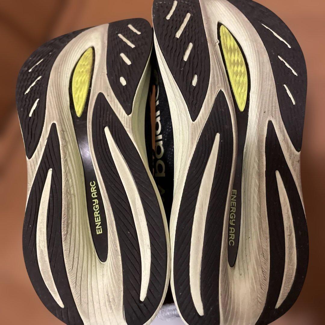 New Balance FuelCell スーパーコンプトレーナーv2 セット