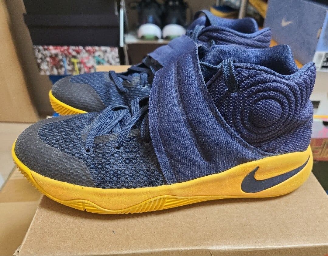 KYRIE2 GS バスケ バッシュ NIKE