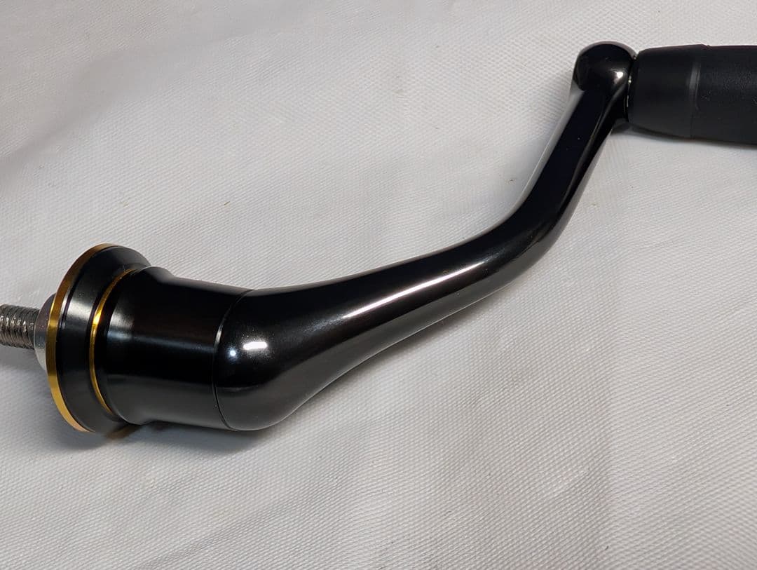 美品　シマノ 24ツインパワー 管943FD　C3000XG ハンドル