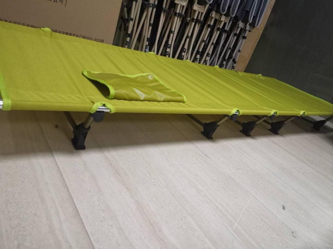 新品　軽量　折り畳み式　アウトドアコット　ベッド　ローコット　組み立て式　黄緑